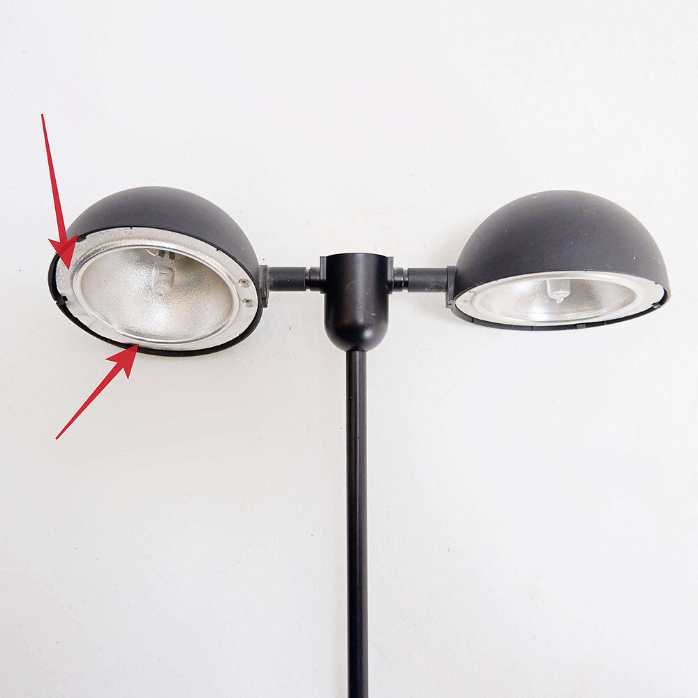 Italian floor lamp from the late 1980s.