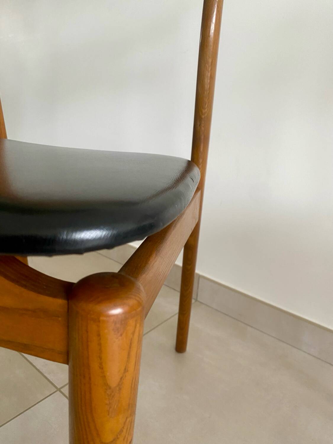 Set of 6 vintage Scandinavian chairs