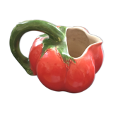 Tomato pitcher in dabbling