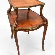 Tea table – Late 19th century – Louis XV style – Marquetry