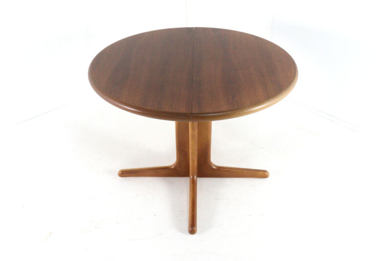 Round extendable dining table 'Malges' - vintage - danish style