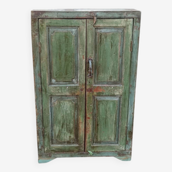 Petite armoire ancienne en bois