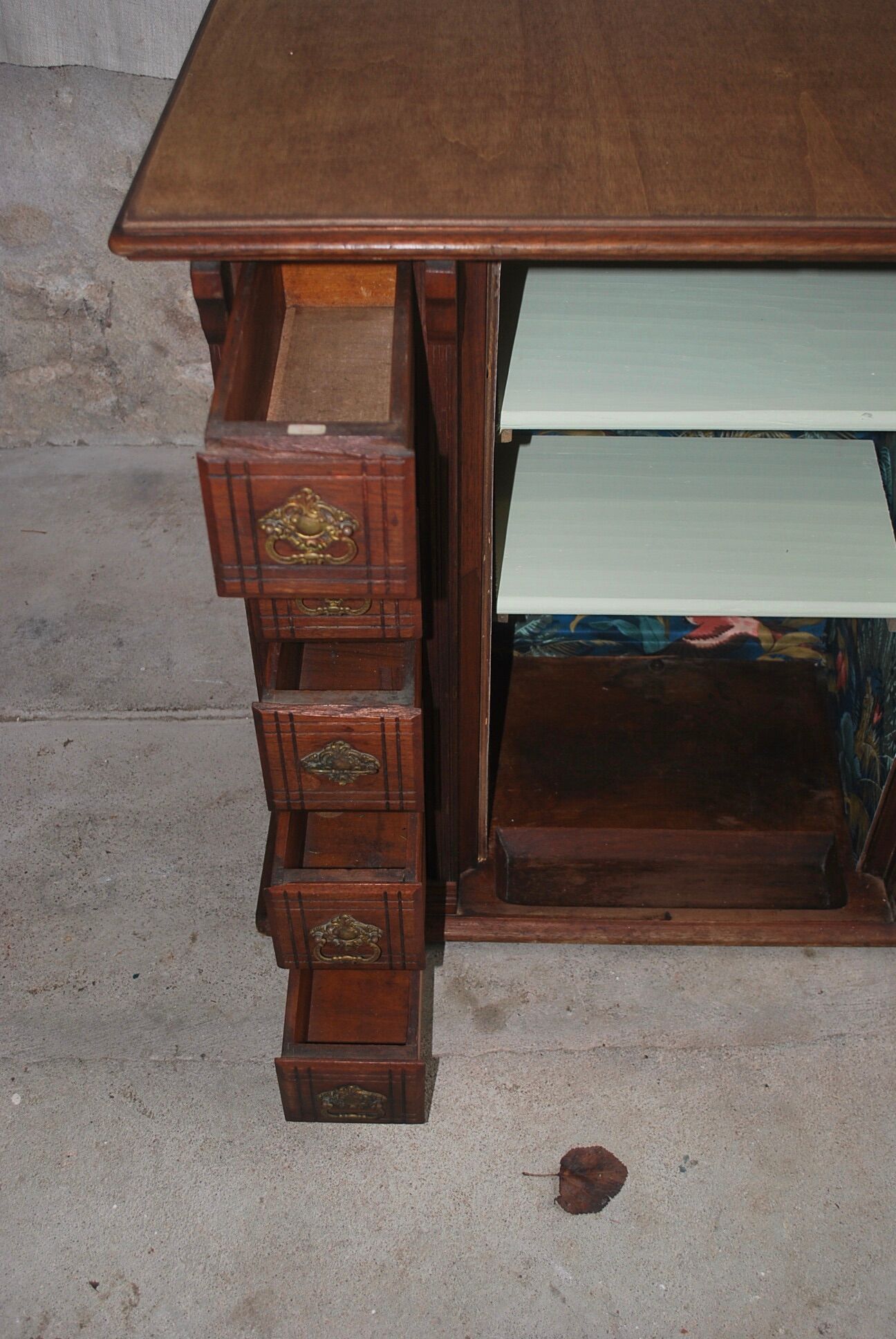 Furniture seamstress