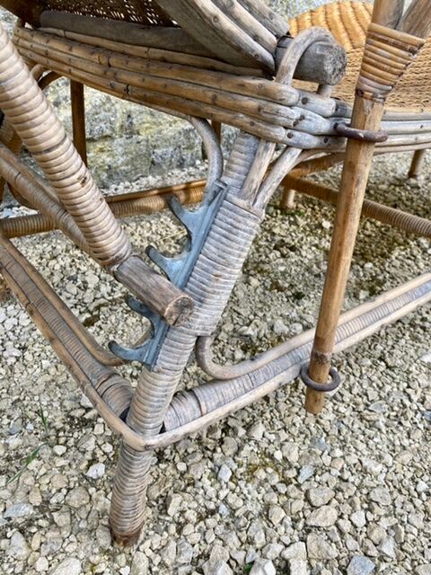 Old rattan chaise longue 20th century