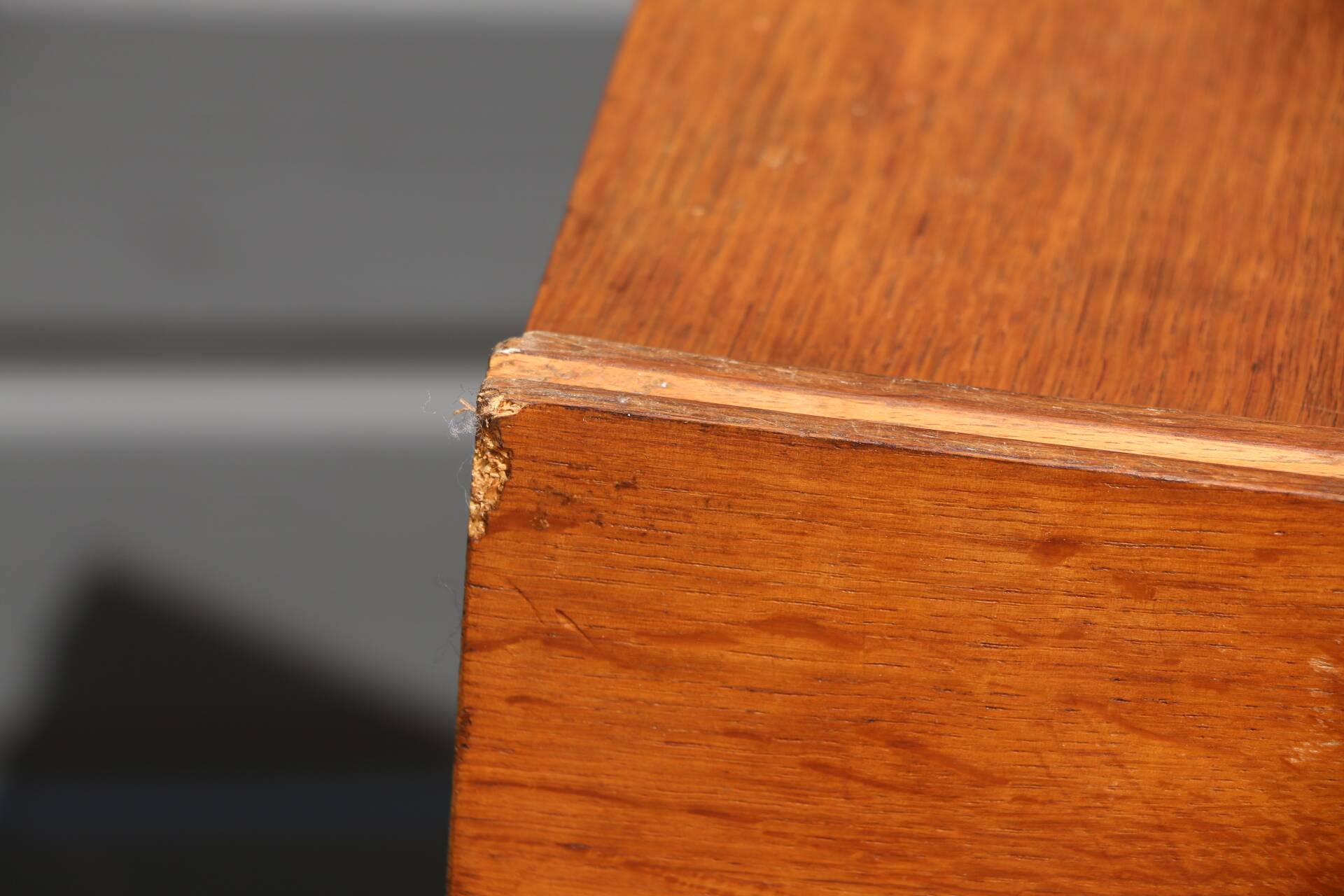 Dark chest of drawers with 5 drawers from the 1950s