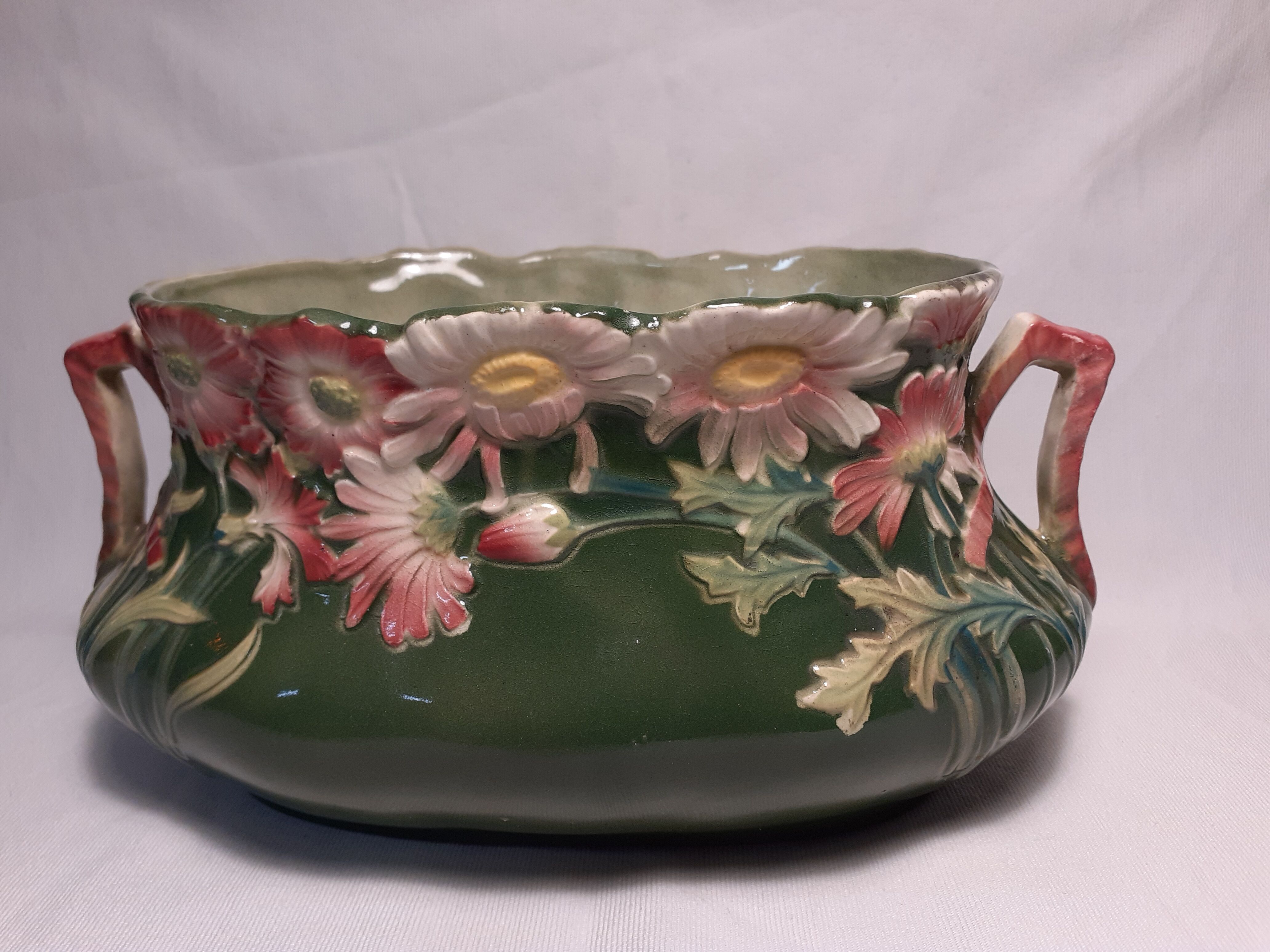 St Clement's Barbotine Gardener 1920