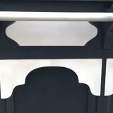 Bar and shelf