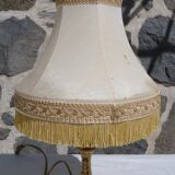 Classic lamp with fringed shade