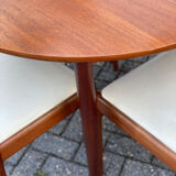 Table ronde scandinave en teck avec 4 chaises