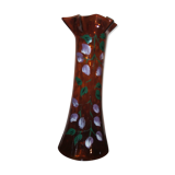 Vase with purple flower patterns