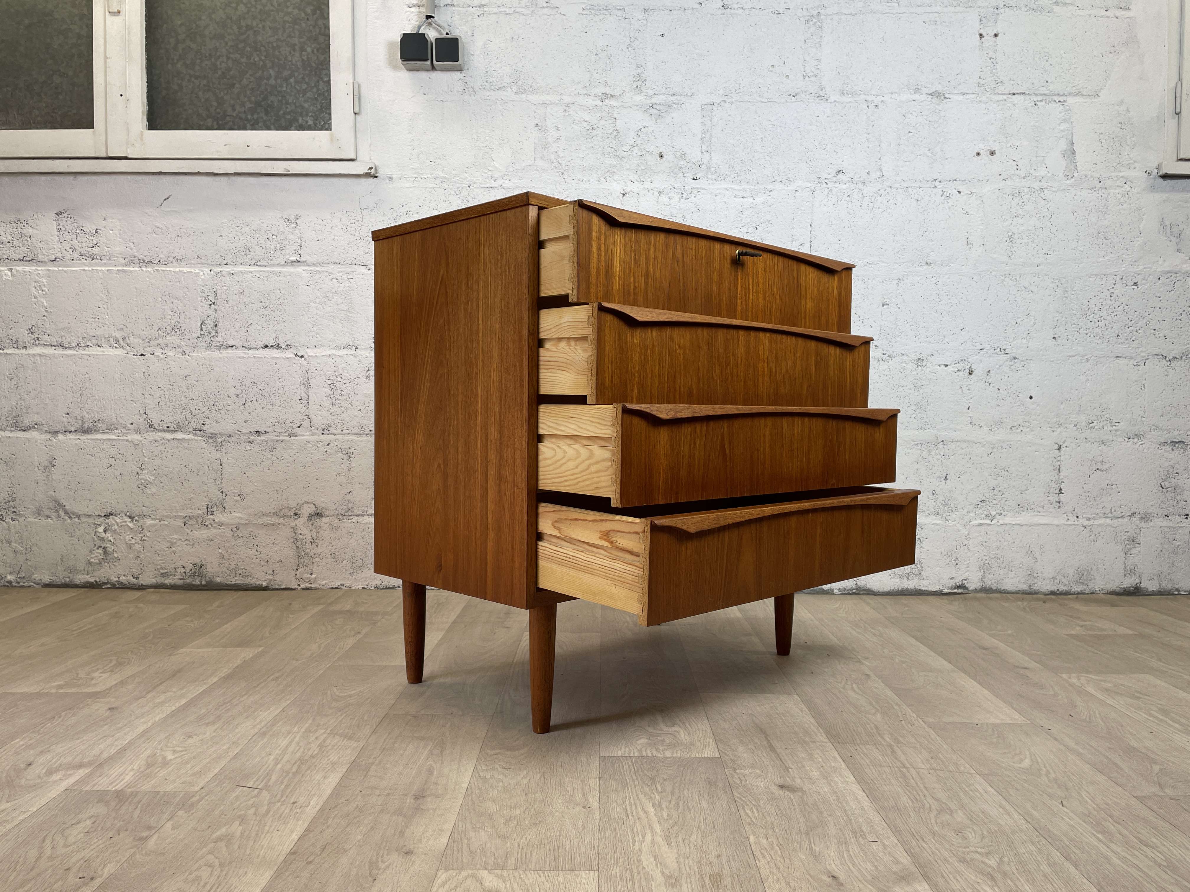Scandinavian chest of drawers 4 vintage teak drawers, 60s