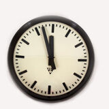 Railway clock from Pragotron, 1950