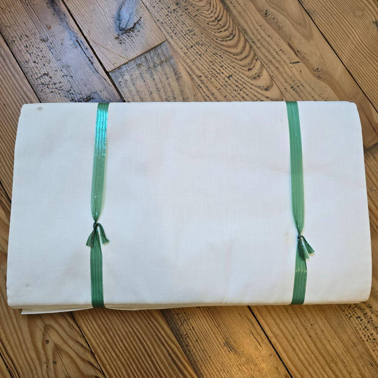 Old Armentières fabric – pure cotton – new in packaging – 160x270 cm
