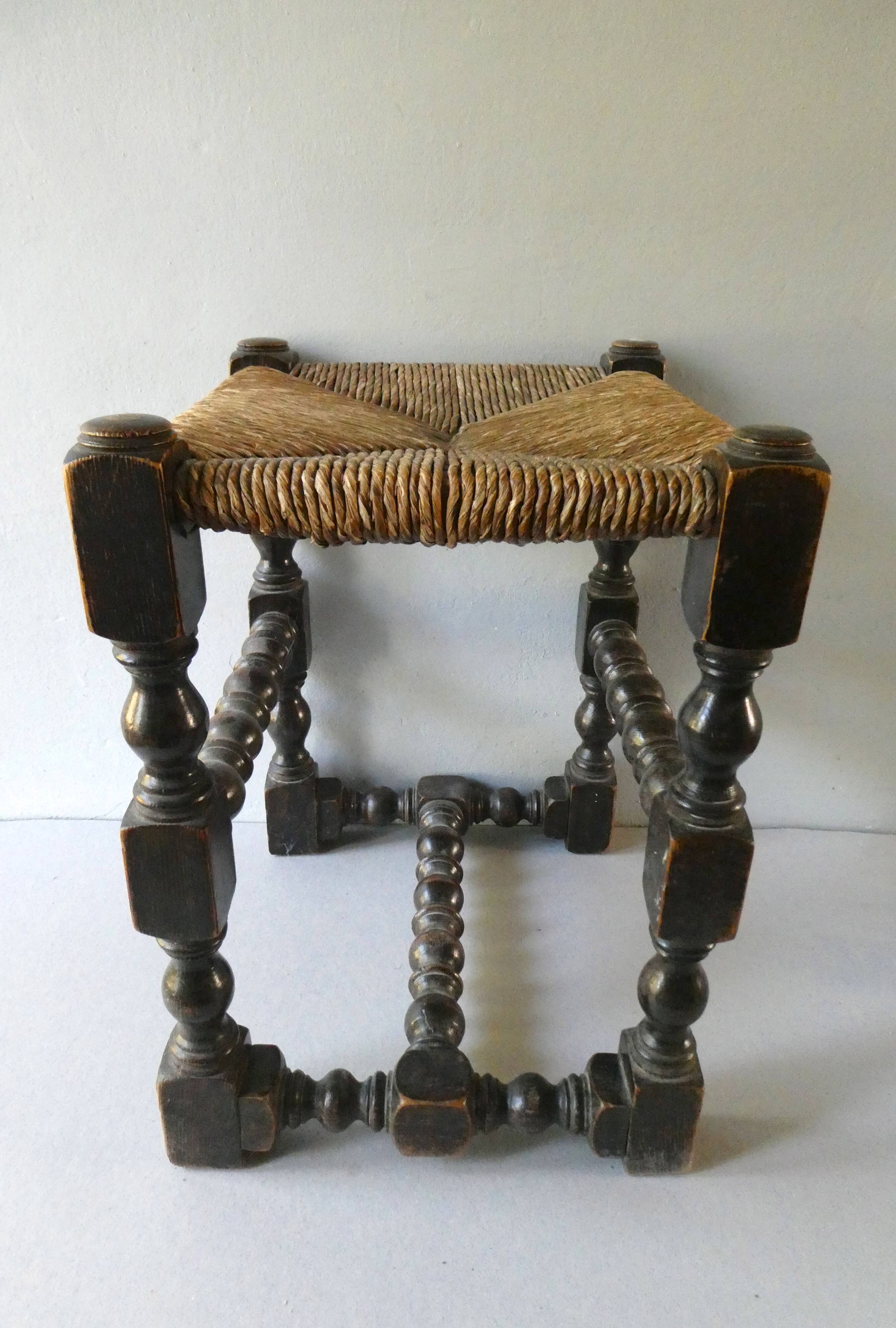 Carved wooden and mulched seat