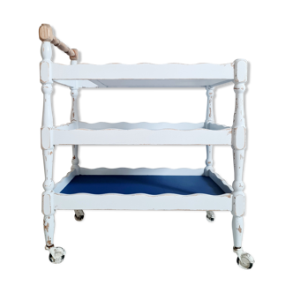 Renovated old wooden rolling dessert