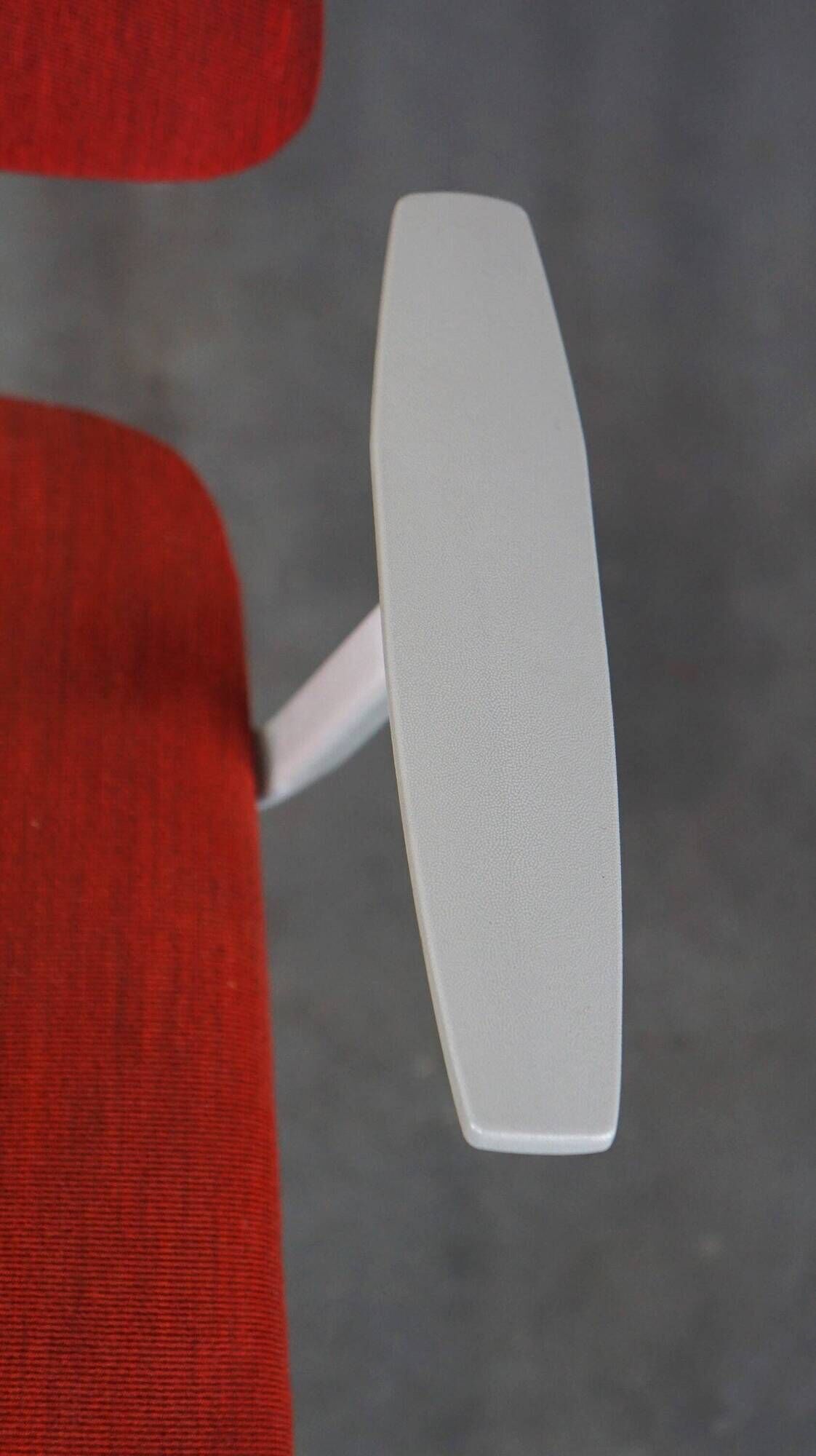 Vintage design chair by Friso Kramer for Ahrend de Cirkel from the late 1960s