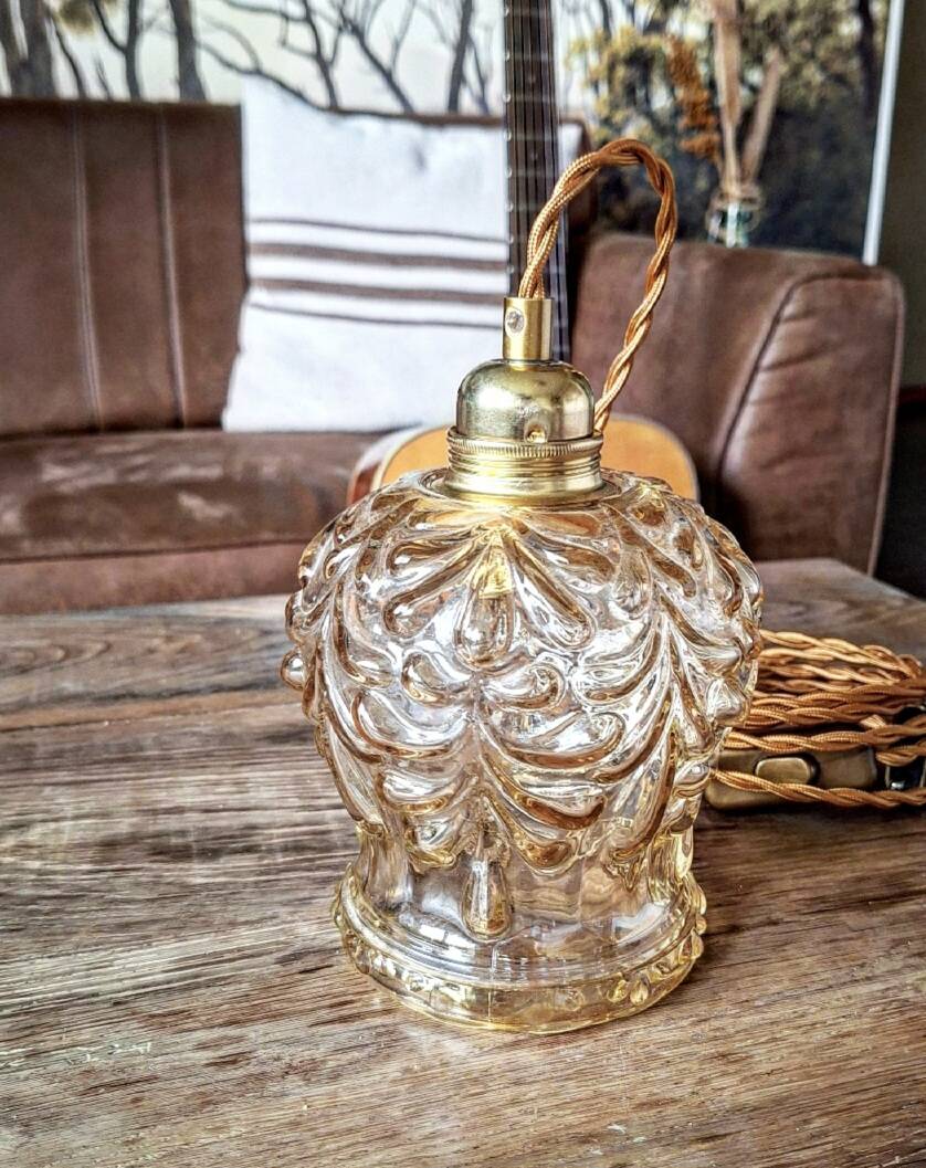 Vintage amber portable lamp