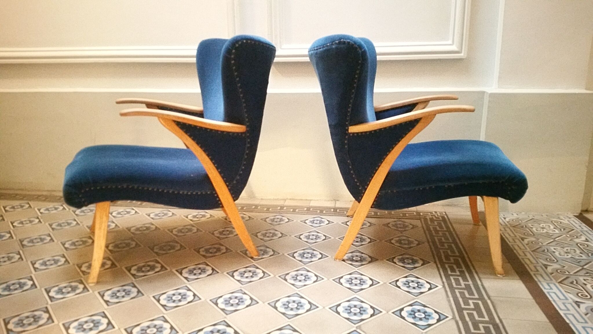 Pair of chairs Scandinavian wing stripes cocktail years 50 Blue