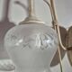 Luminaire applique vintage metal effet vieilli globe en verre avec dessins fleurs