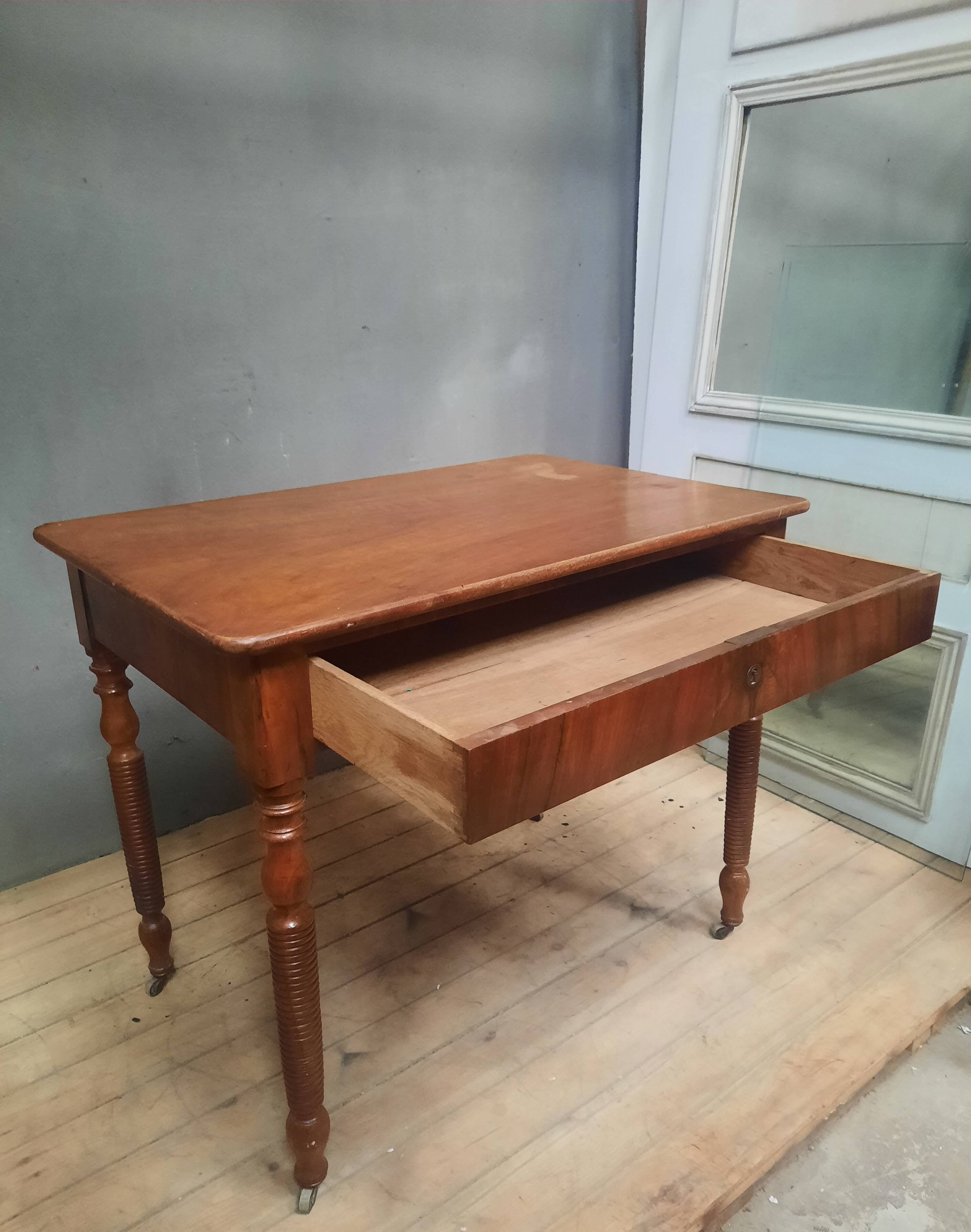 Table burreau Louis Philippe