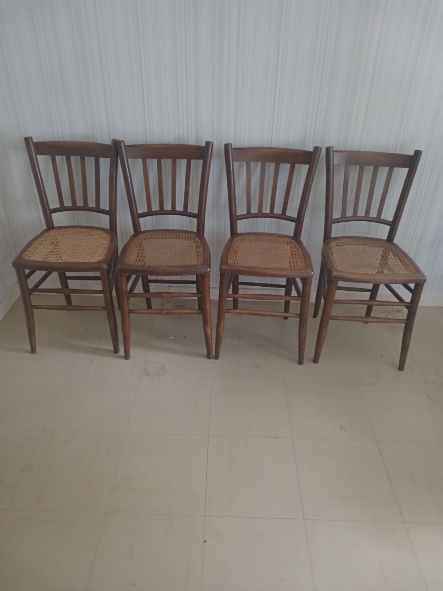 Set of 4 bistro chairs