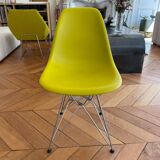 Set of 6 Vitra DSR chairs