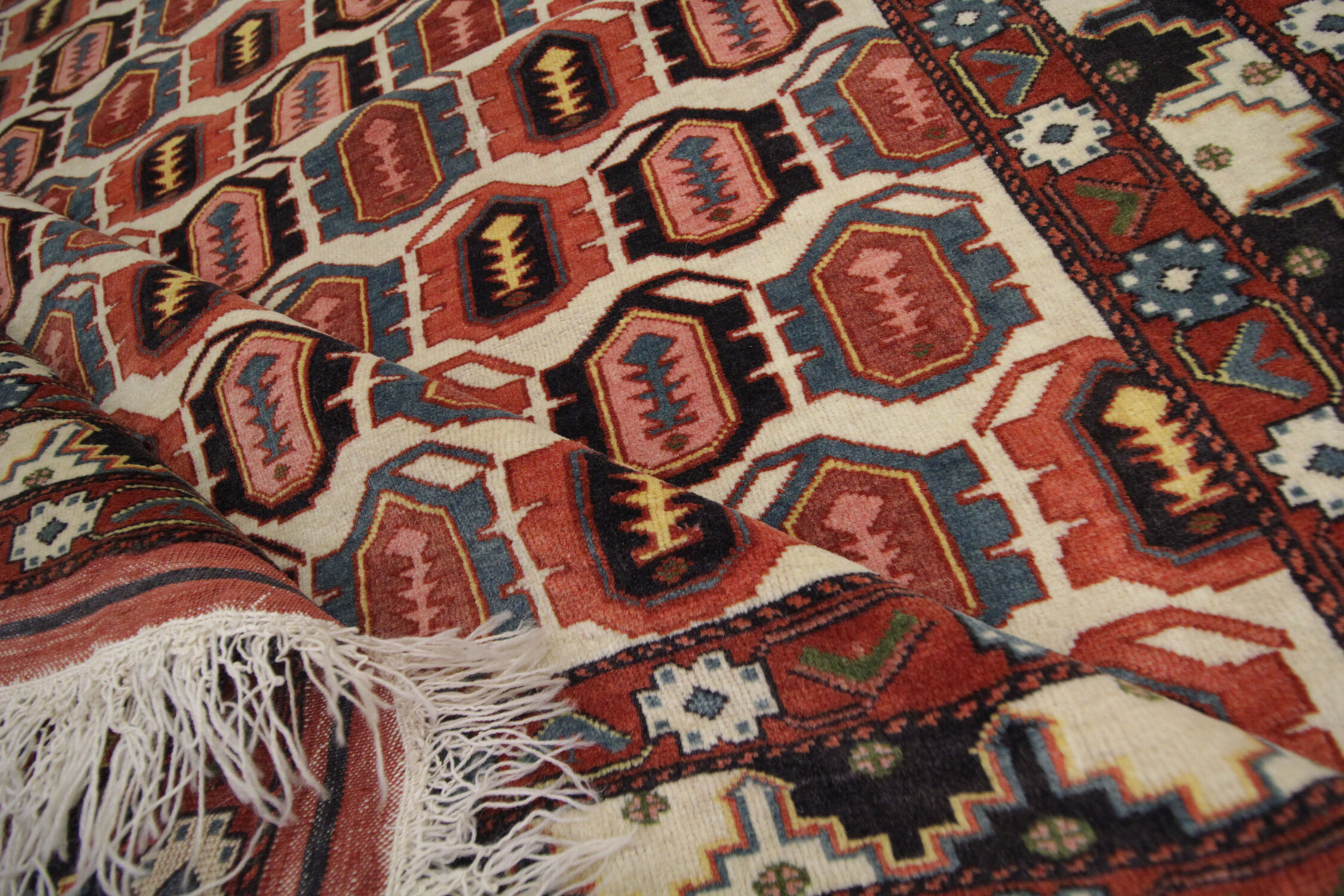 Tapis persan 124x168cm