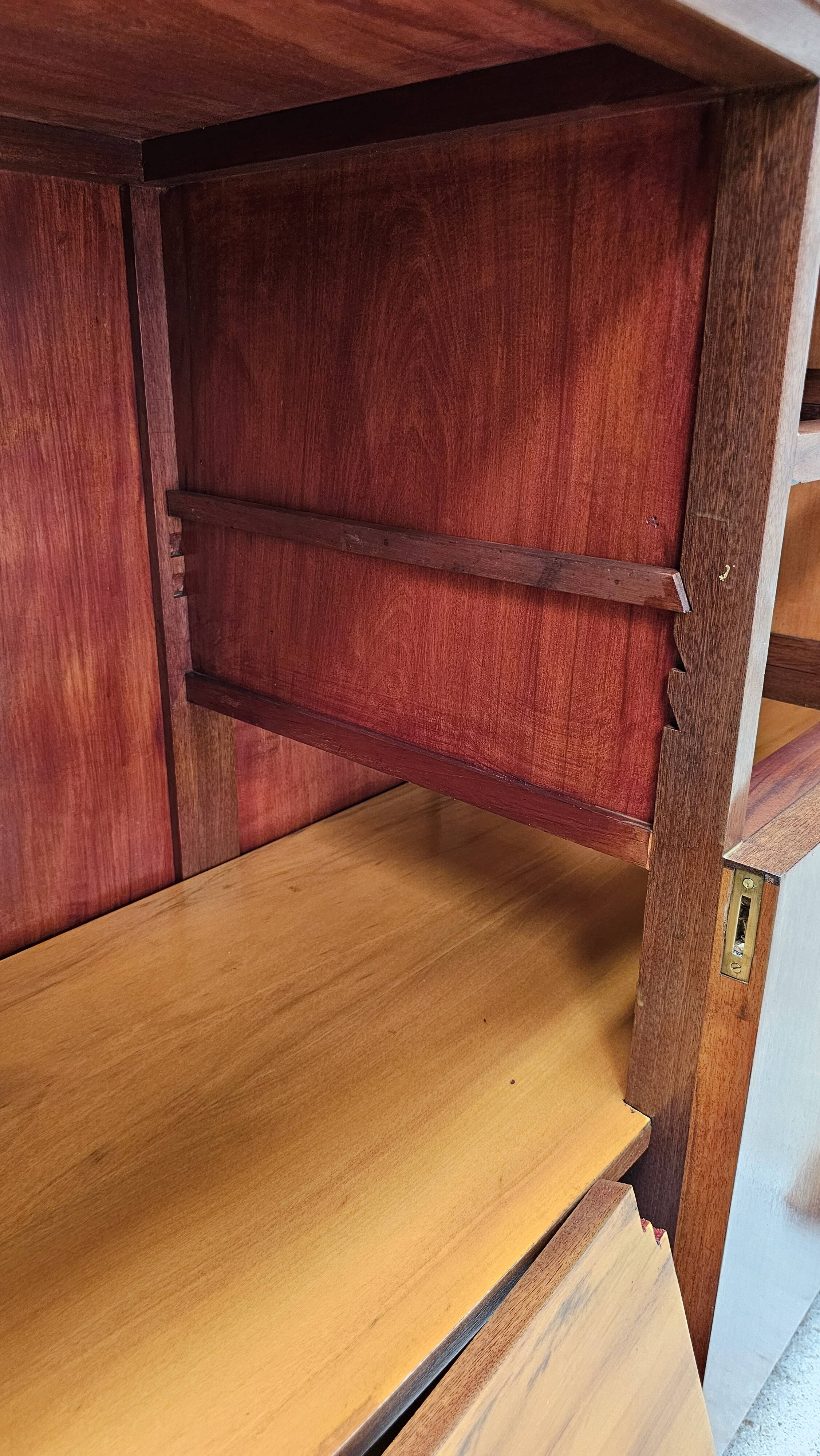 Art Deco buffet by Saddier & Fils in solid rosewood and veneer.