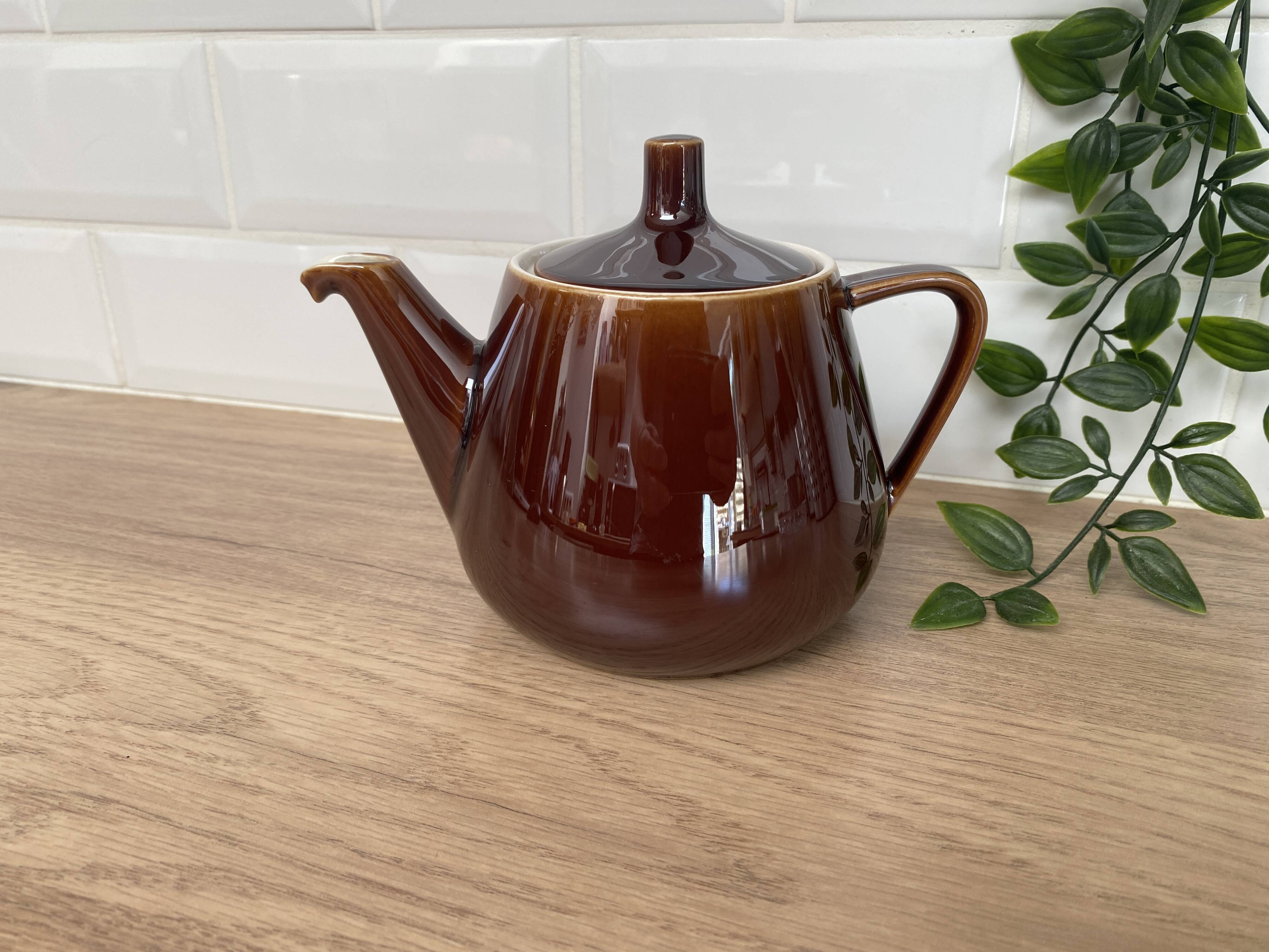 Villeroy and Boch teapot