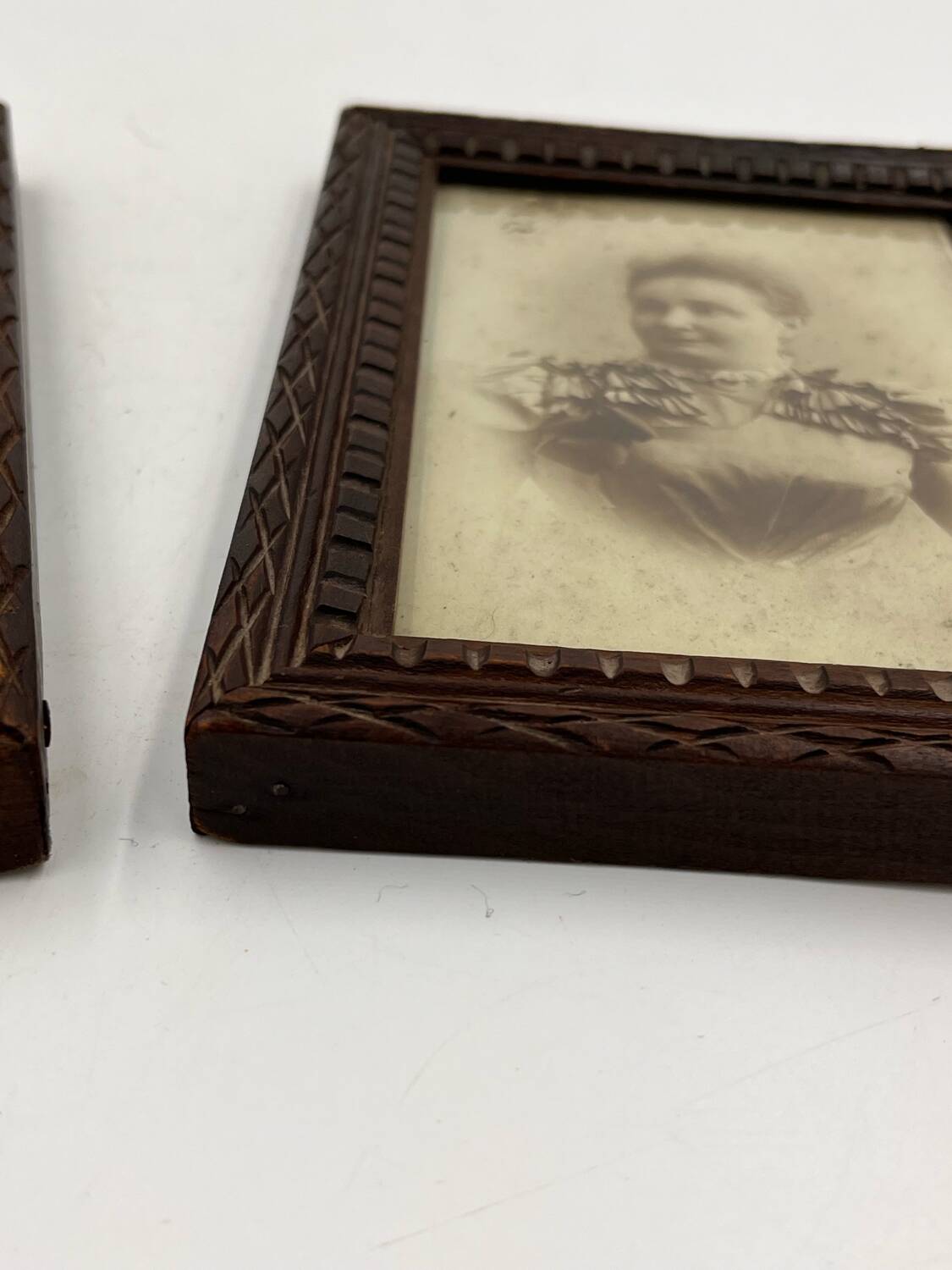 Wooden frame duo with relief