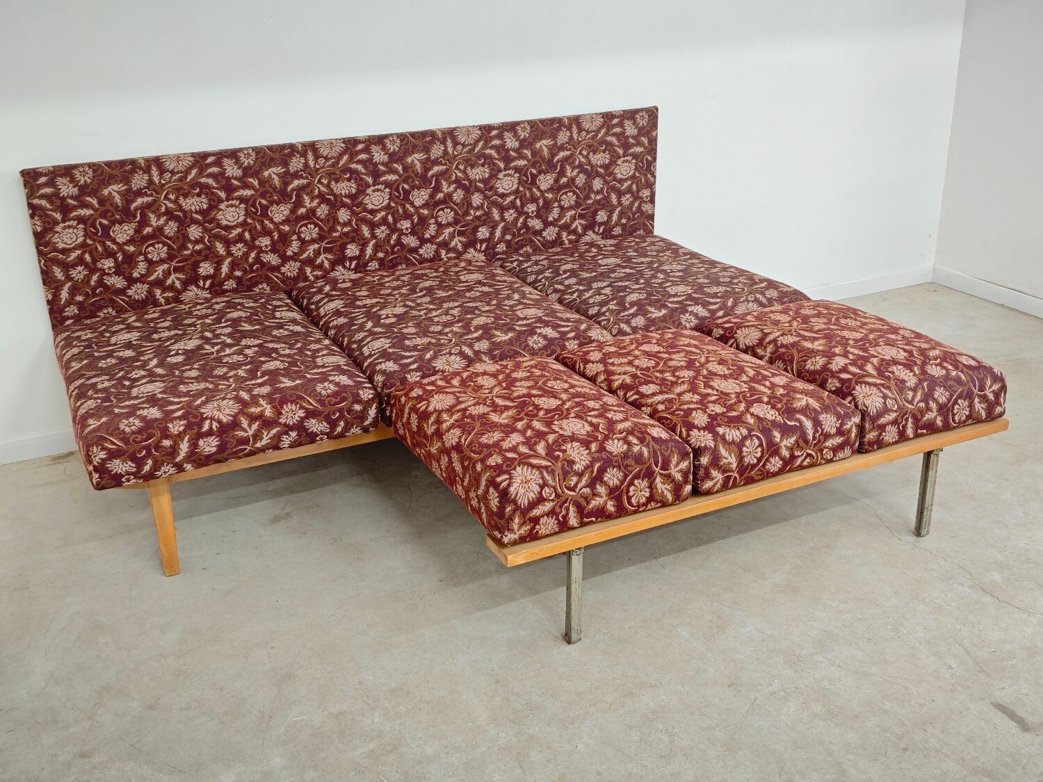 Daybed 55-17 bench by Frantisek Jirak for Tatra Pravenec 1960