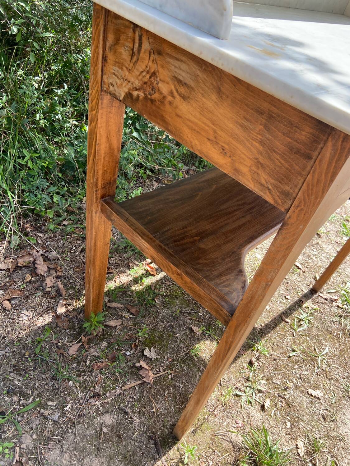 1900s wooden and marble dressing table