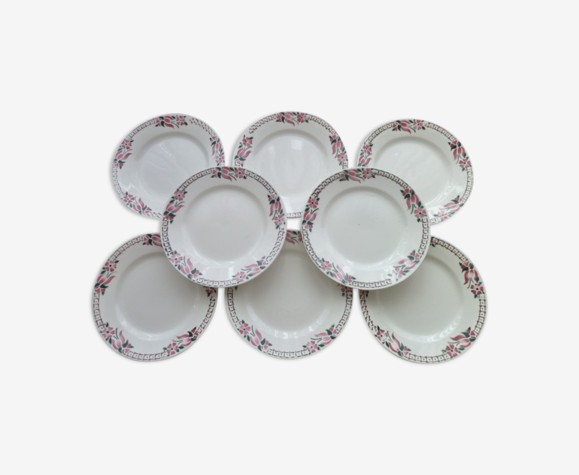 Set de 8 assiettes à dessert en faience de Saint Amand