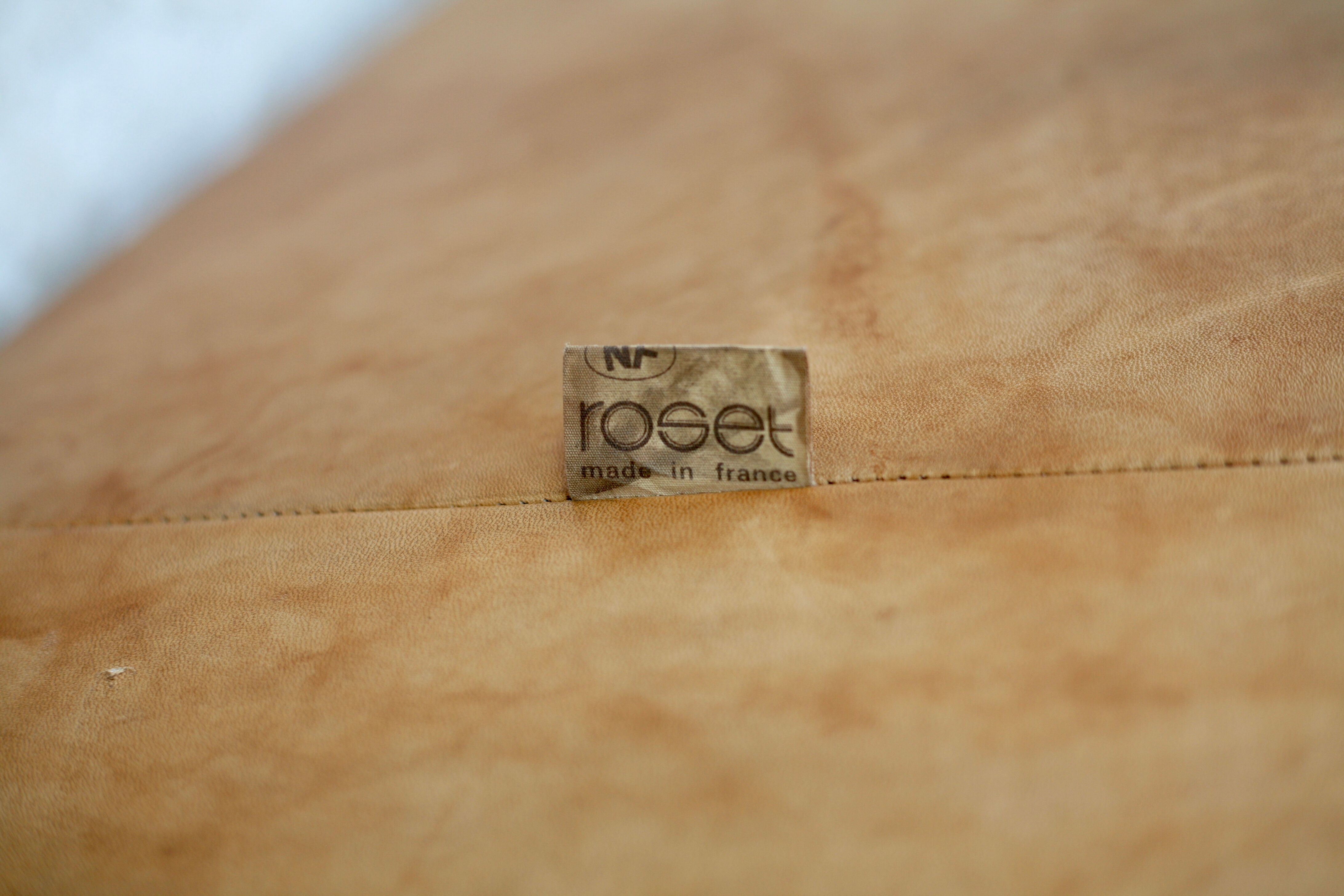 Sofa by Michel Ducaroy, leather, 1978. Model Dianthus. Edited by Ligne Roset.