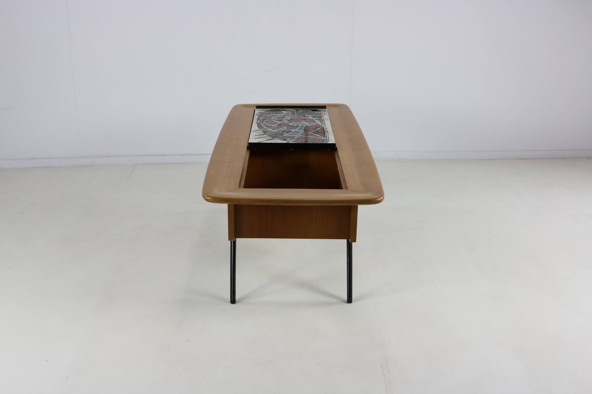 Table basse emblématique du design belge par Alfred Hendrickx