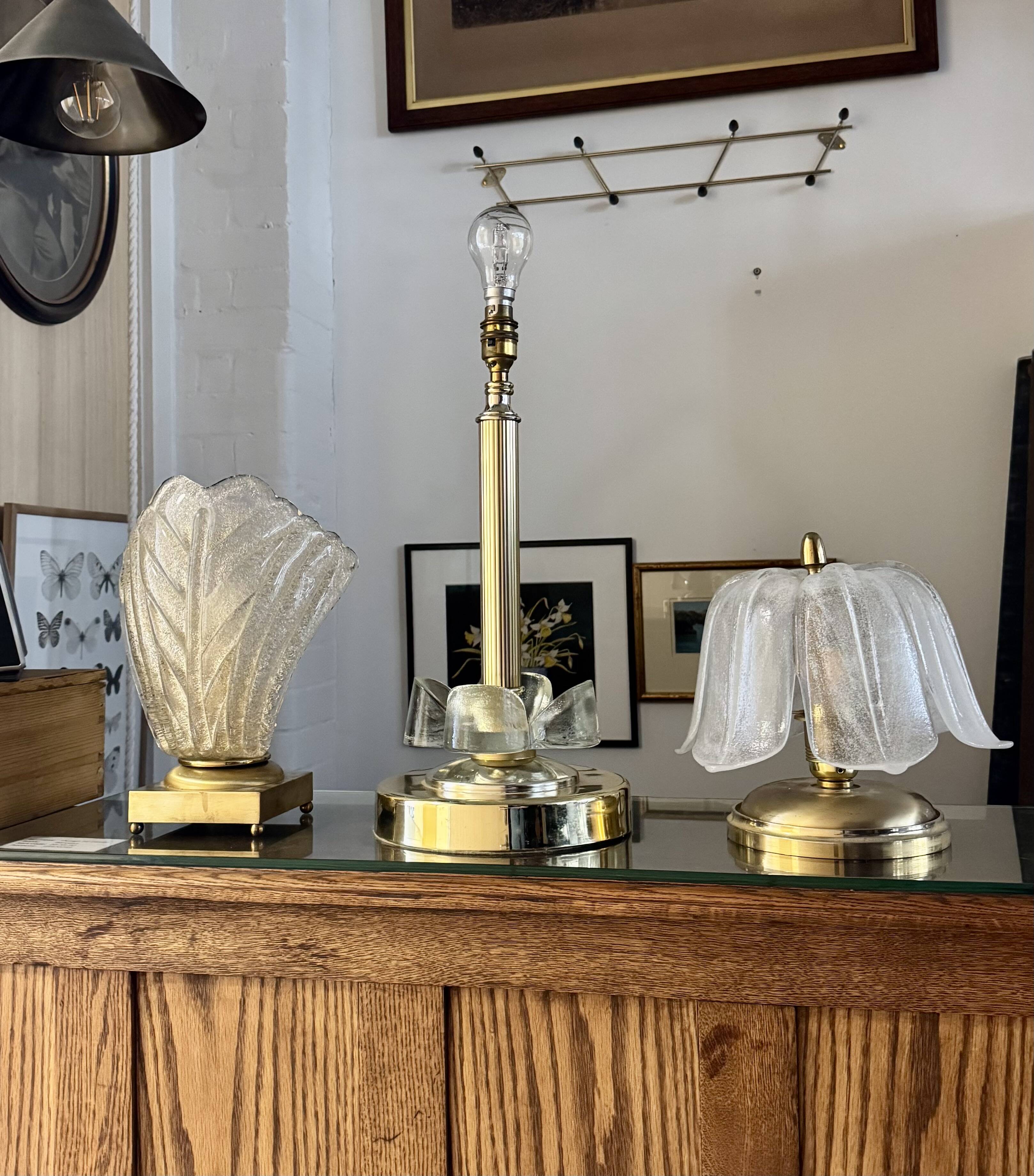 Base de lampe de table en laiton et verre vintage