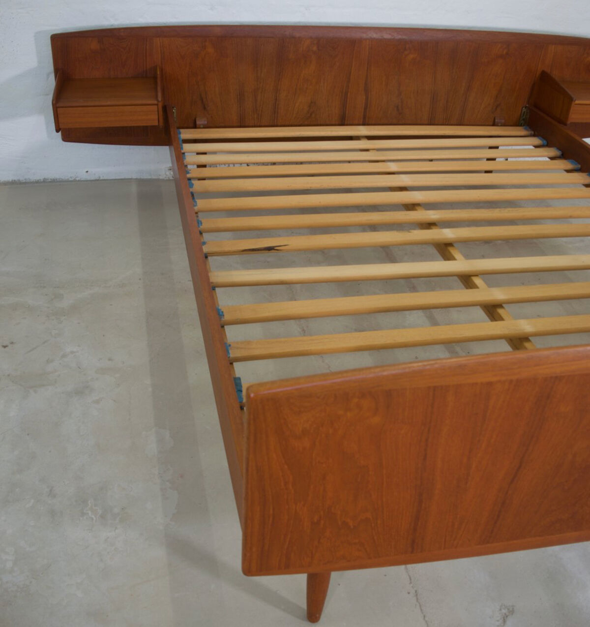 Lit double en teck danois par Melvin Mikkelsen années 1960.