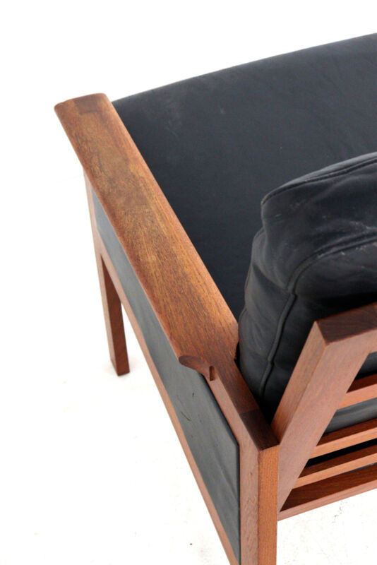 Illum Wikkelso for Niels Eilersen Capella armchair