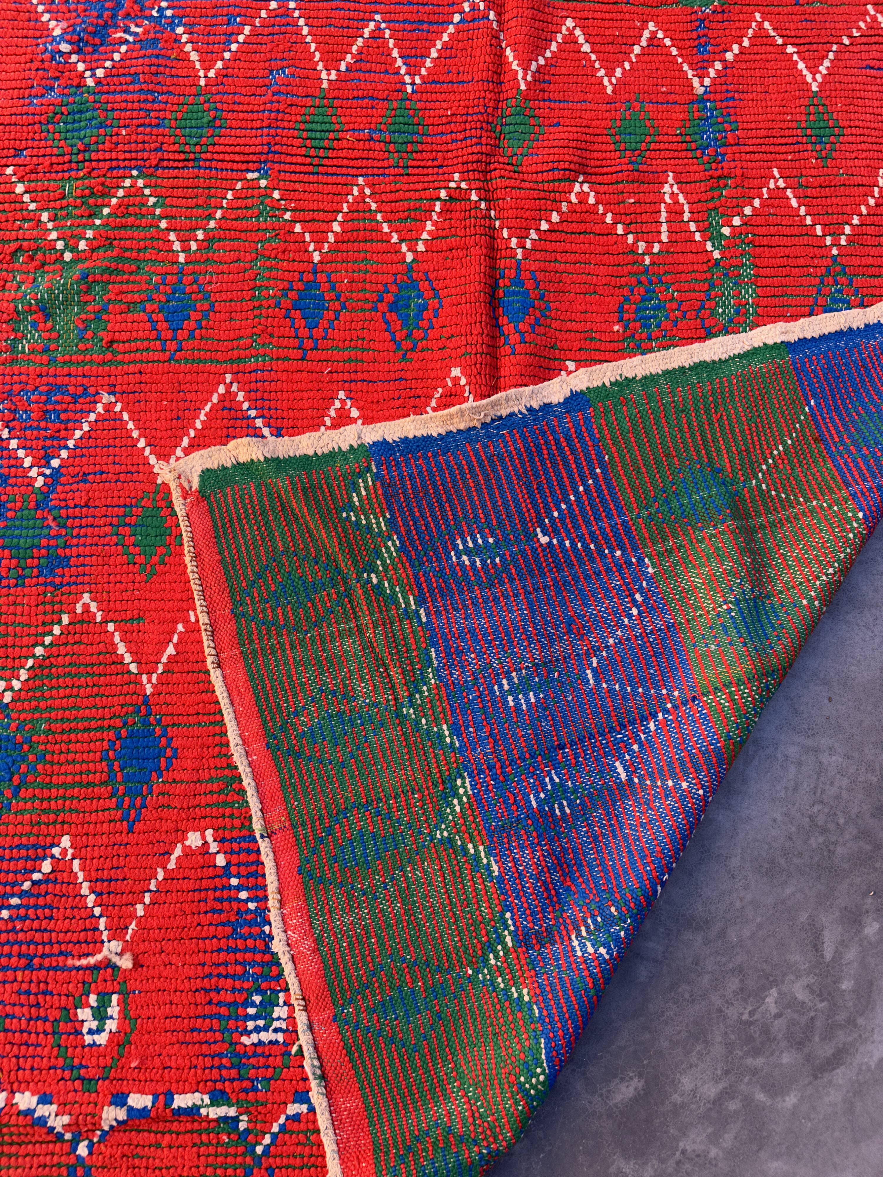 Red Boujad Moroccan rug - 145 x 226 cm