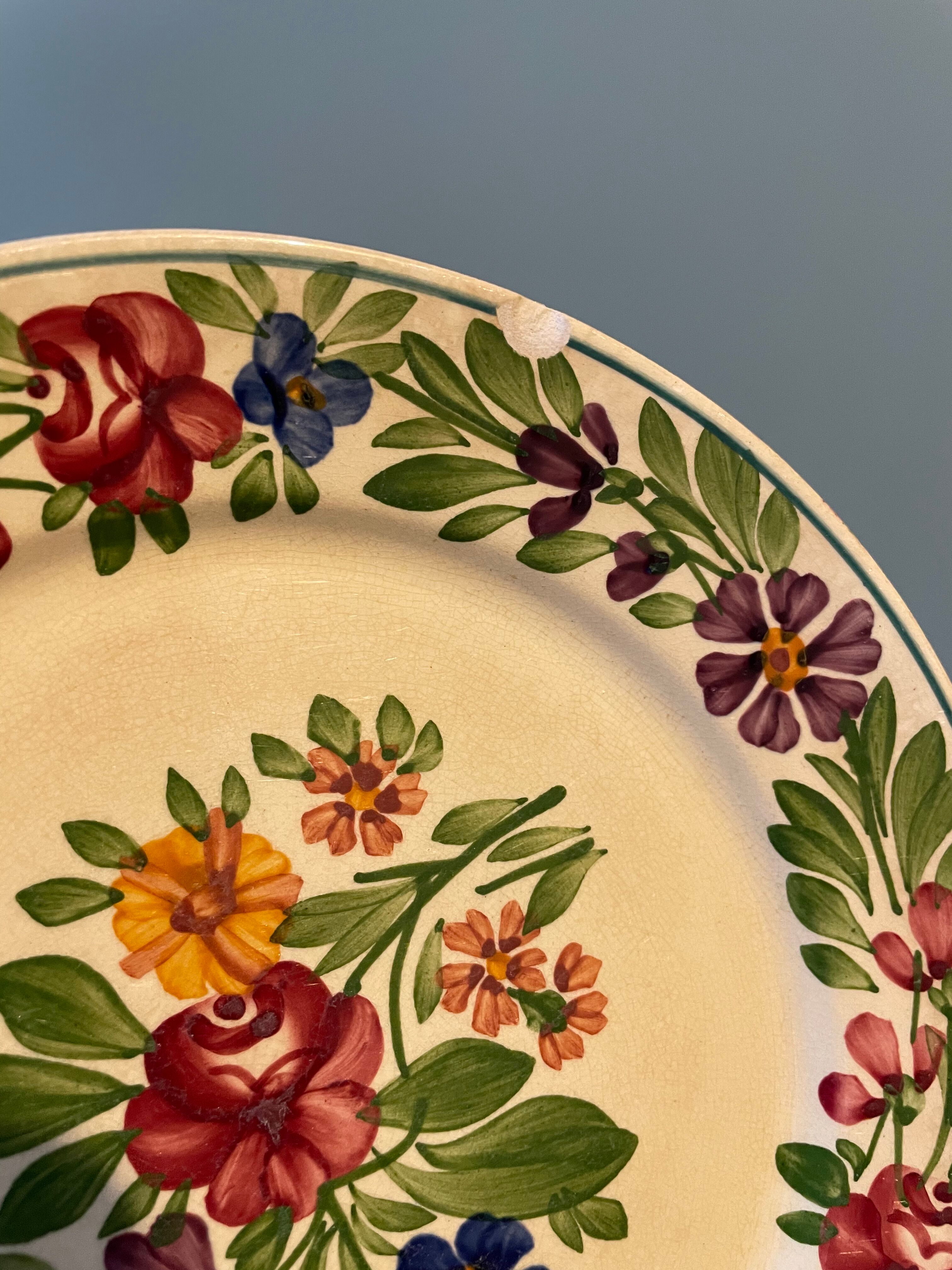 Set of 7 plates in Sarreguemines earthenware, Rusticana model