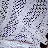 Dessus de lit  en coton blanc  point crochet à la main