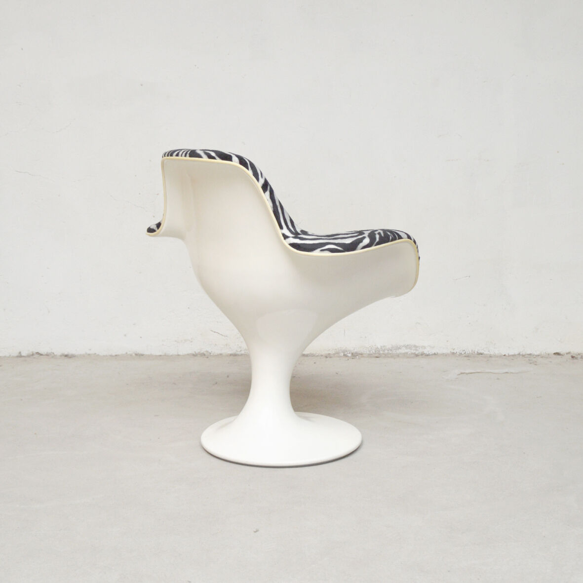 Fauteuil Orbit de Markus Farner et Walter Grunder Hermann Miller 1970