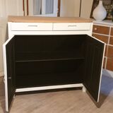 Buffet parisien blanc