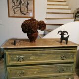 Chest of drawers