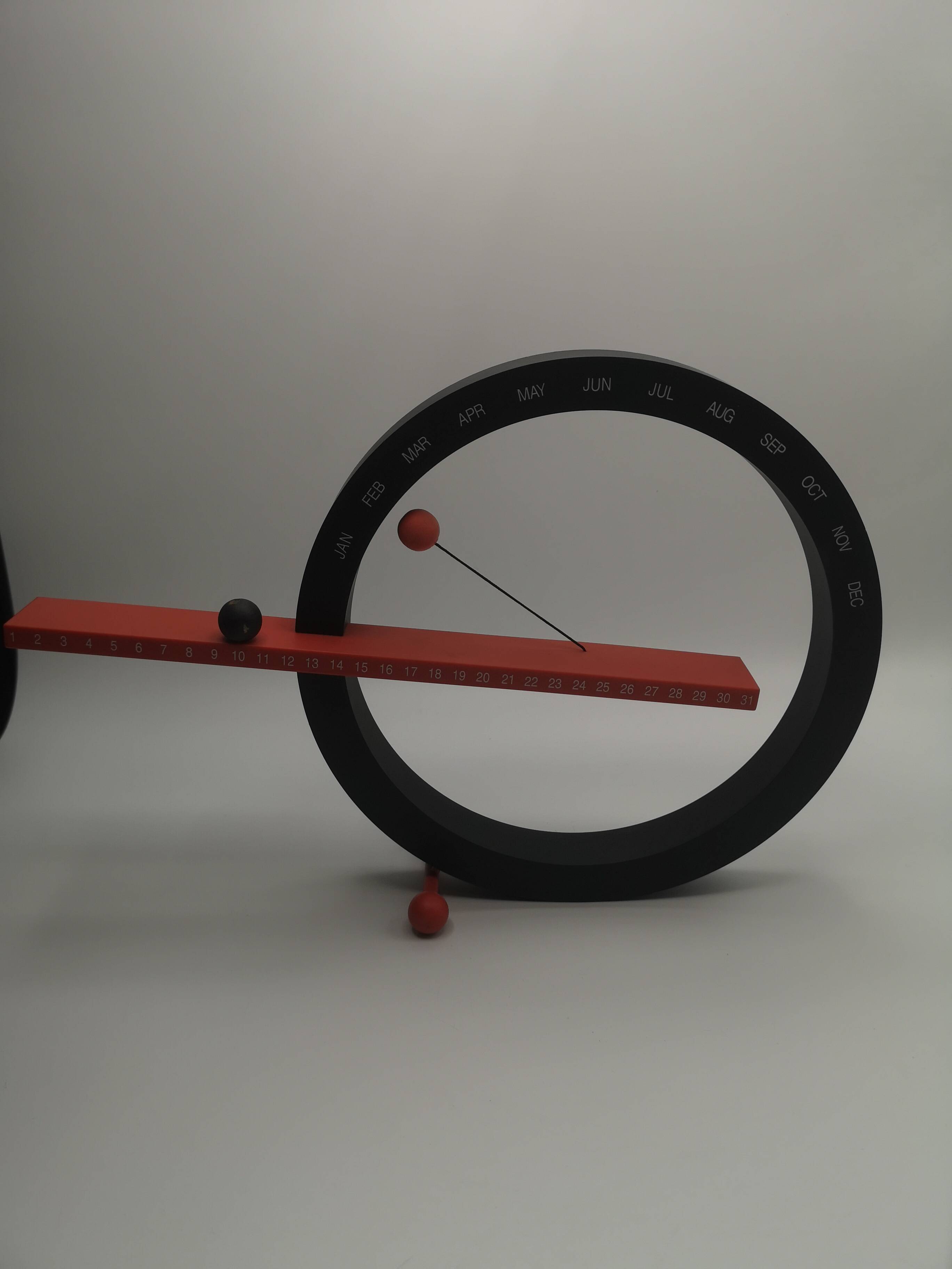 Perpetual calendar "1998 Gideon Dagan Design"