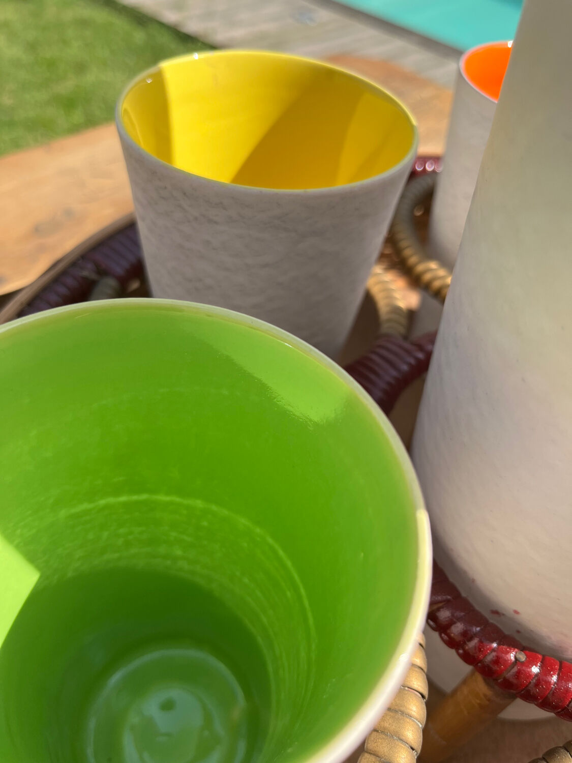 Jug and glasses for orangeade service