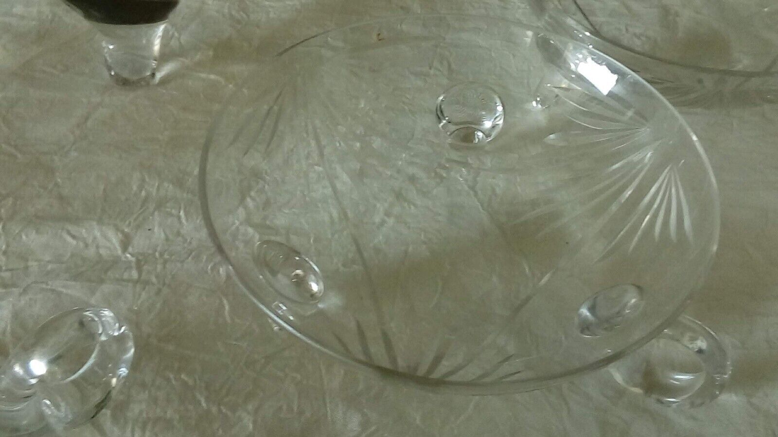 Dessert service salad bowl cut in crystal cut