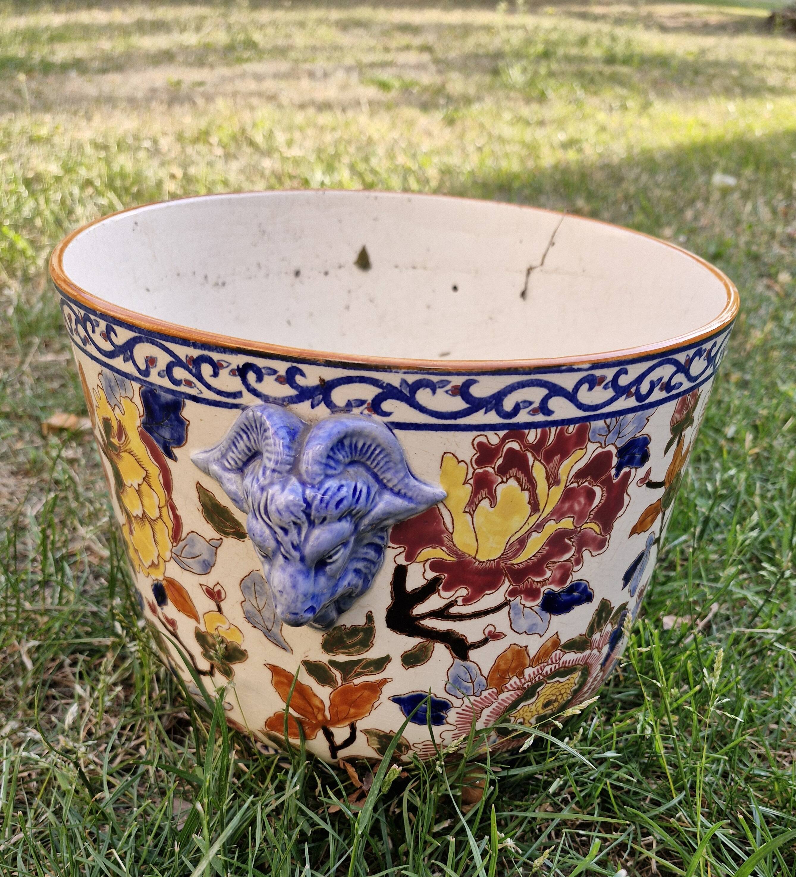 Cache pot Gien