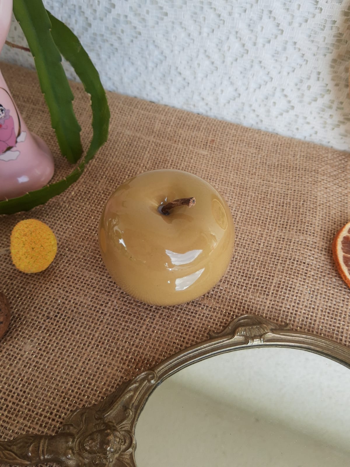 Ceramic apple - vintage