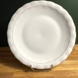 6 assiettes plates en porcelaine de Limoges signé P.Dessagne en très bon ét